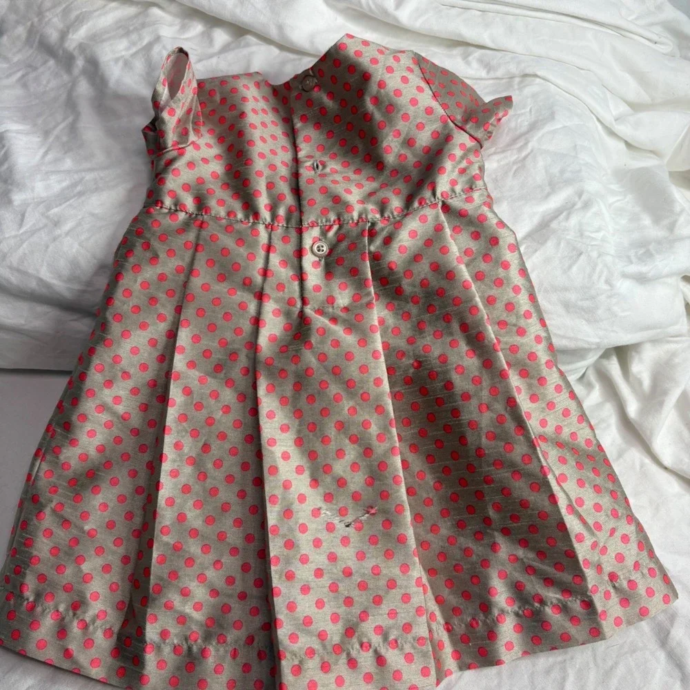 Preppy Carter's girls' dress with polka dot dress  size 6 months